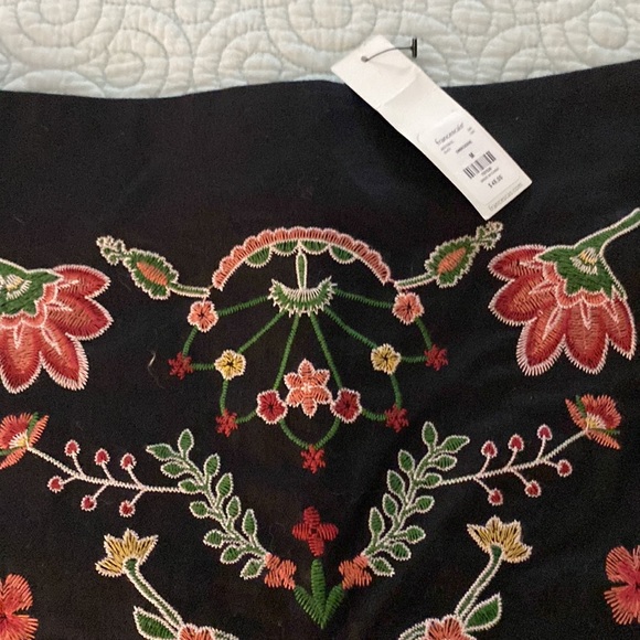 Skirt size medium - Picture 2 of 6